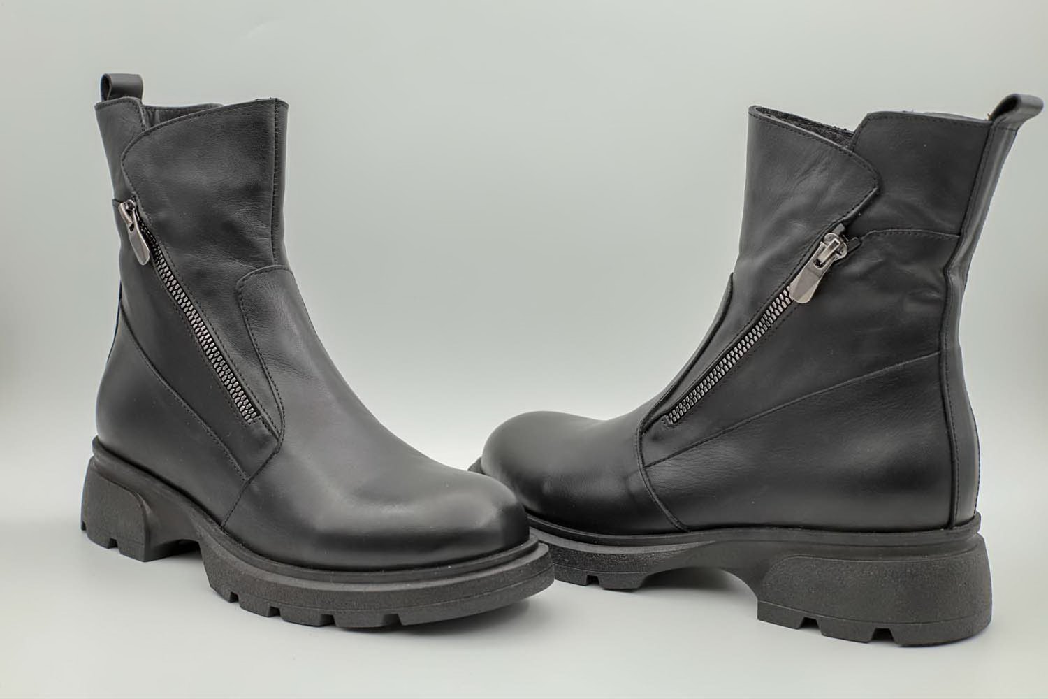 بوت تمام چرم زنانه اسلش