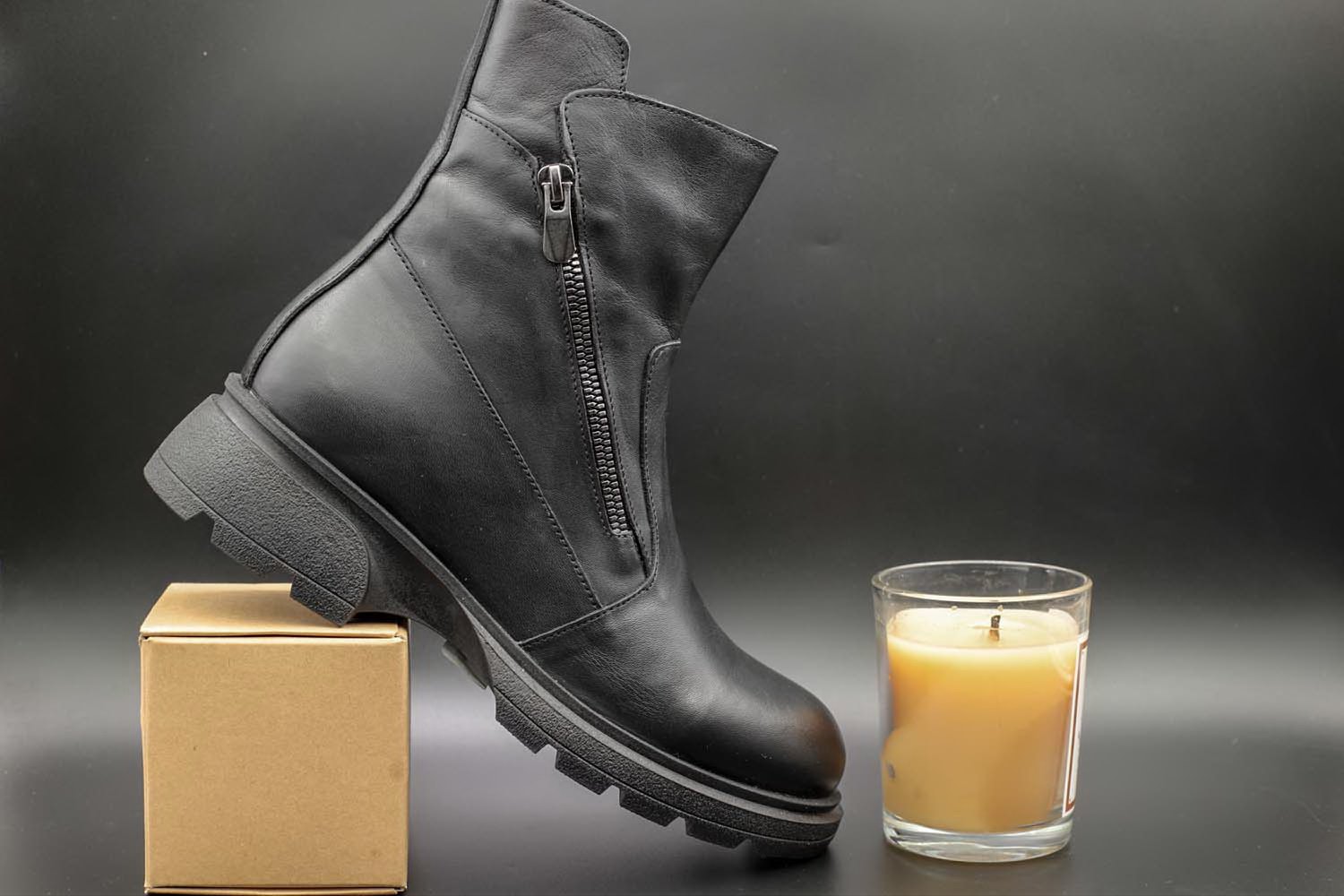 بوت تمام چرم زنانه اسلش