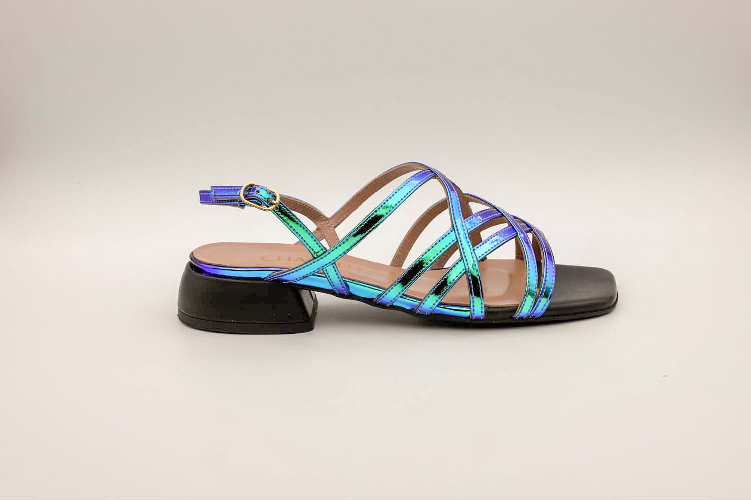 کفش صندل چرمی زنانه هولو