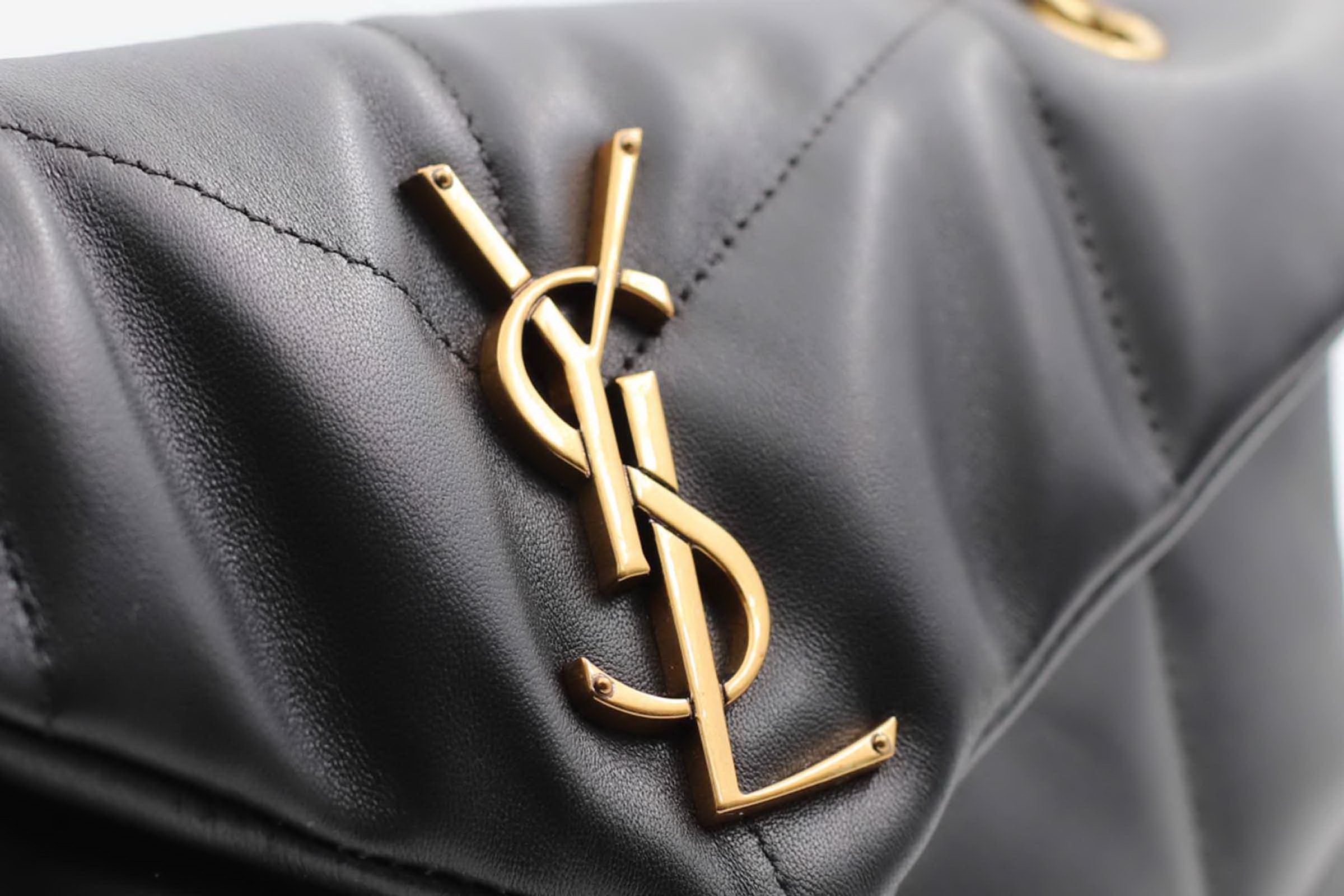 کیف چرمی و لوکس زنانه والنترا