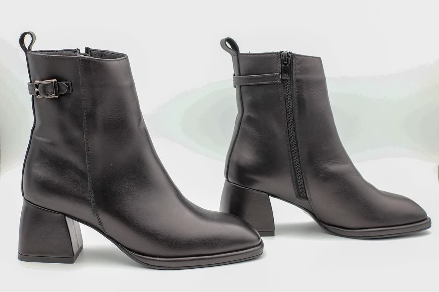 بوت مینیمال چرمی زنانه کابو