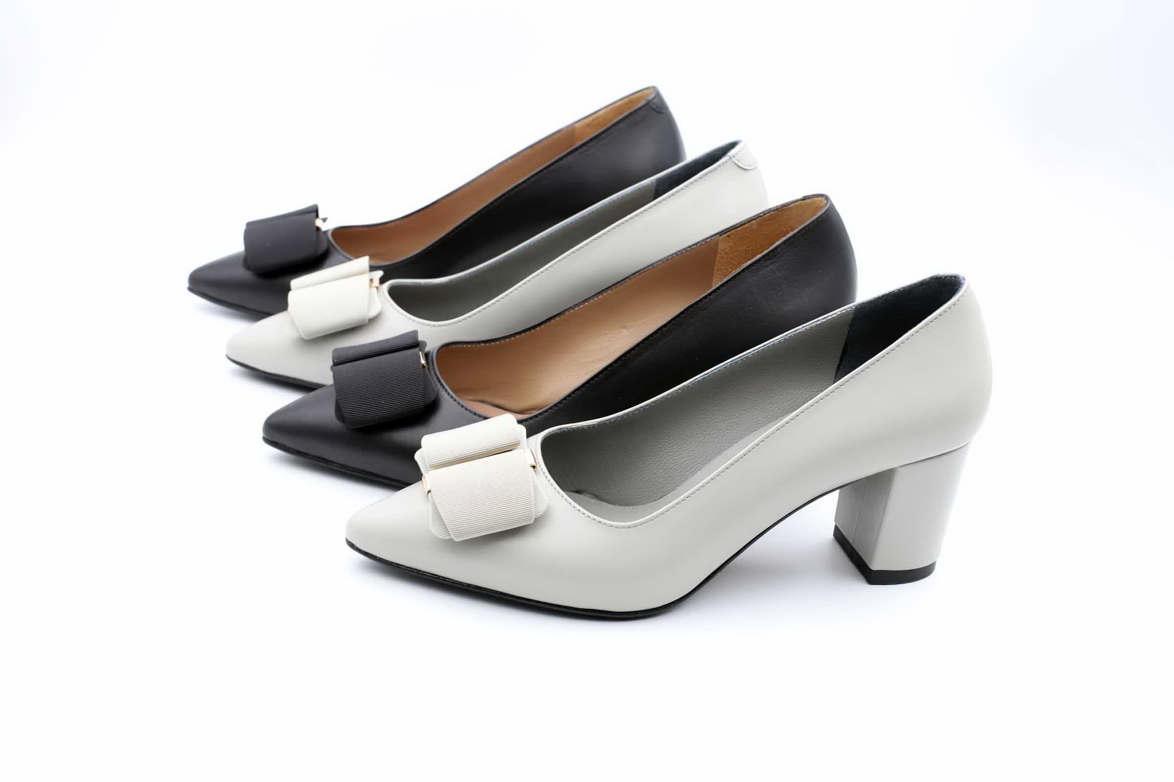 کفش پاشنه دار زنانه چرمی نیوهارت