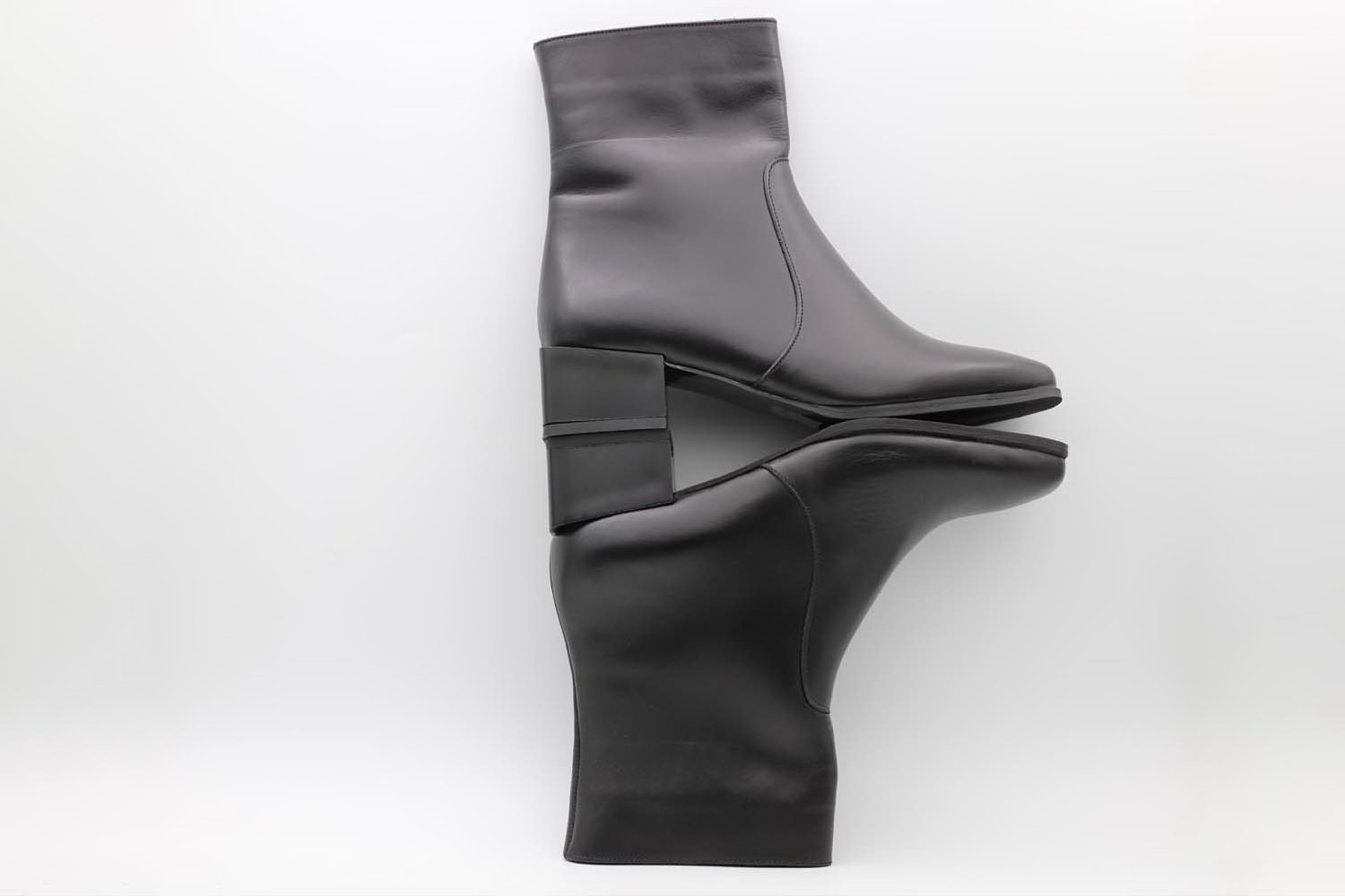 بوت مینیمال چرمی دست دوز جاساد